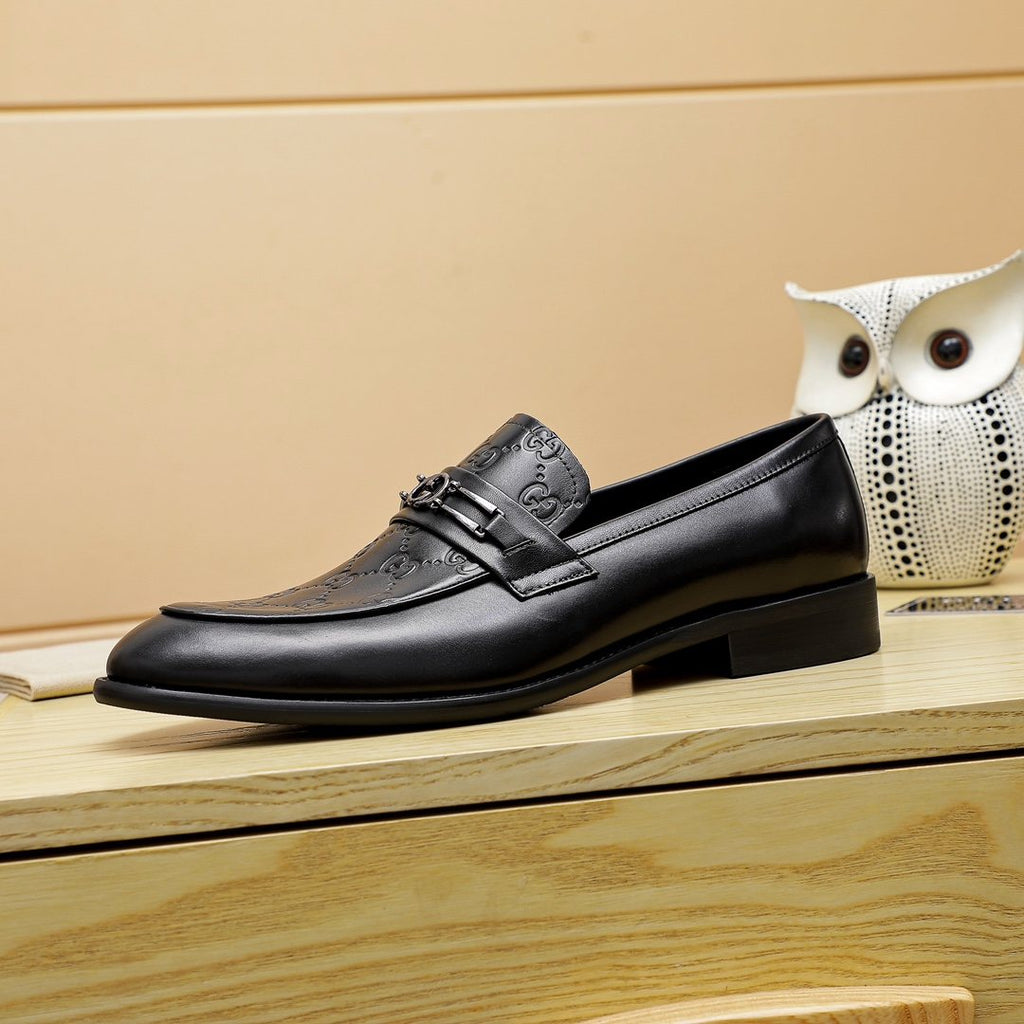 Gucci Black Textured Slip-On Loafers